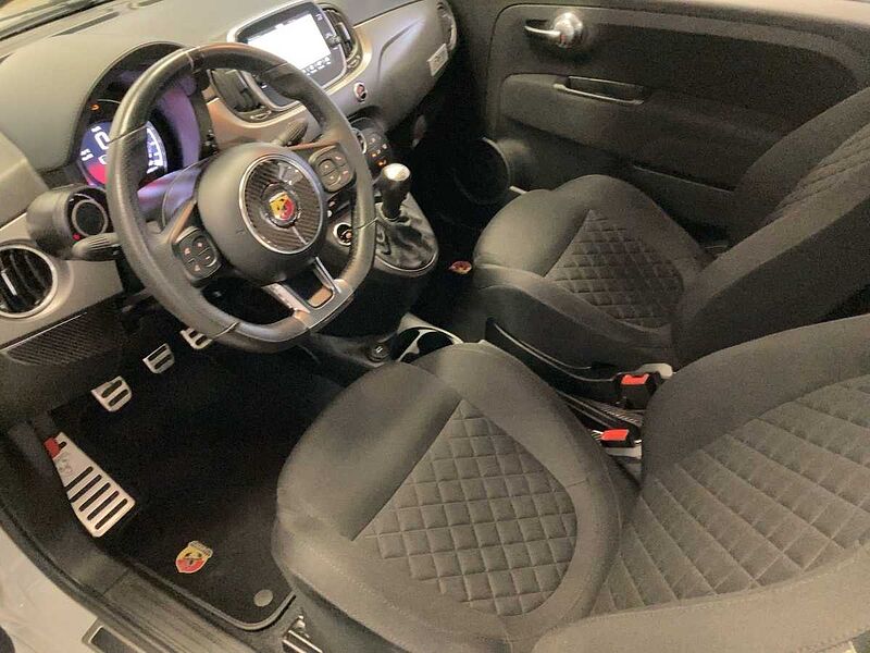 Abarth 595 Pista 2.0 1.4 T-Jet 11