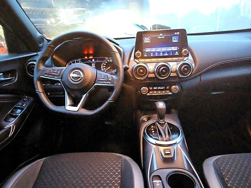 Nissan Juke N-Connecta DIG-T DCT7 +Navi