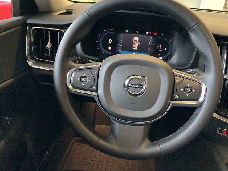 Volvo V60 Core B4 DKG / Navi